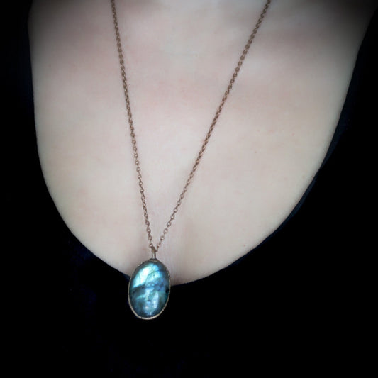 Oval Blue Labradorite Necklace
